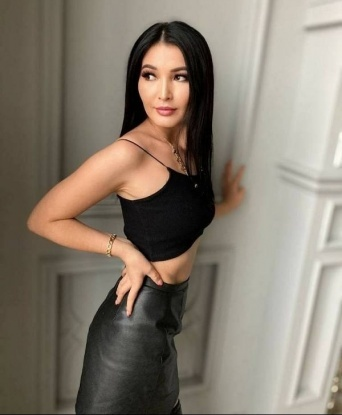 💋🔥 Живу в Москве и готова порадовать тебя своими услугами. 🌃💕
Мои возможности безграничны: я могу быть твоей страстной любовницей, подарить незабываемый эротический массаж или просто быть приятной компанией для общения. 💃🏻💫
Фото - это лишь маленькая часть меня, ведь настоящая красота искусно скрывается до встречи. 💎💞
Мои клиенты всегда остаются довольными и возвращаются ко мне снова и снова. 💯👌🏻 За время нашей встречи ты забудешь о реальности и погрузишься в волшебство страсти и наслаждения. 🔥😈
Ты заслуживаешь только самое лучшее, поэтому не откладывай на завтра - позвони мне прямо сейчас, и я сделаю твои самые горячие мечты реальностью. 💥🌟 Дарья